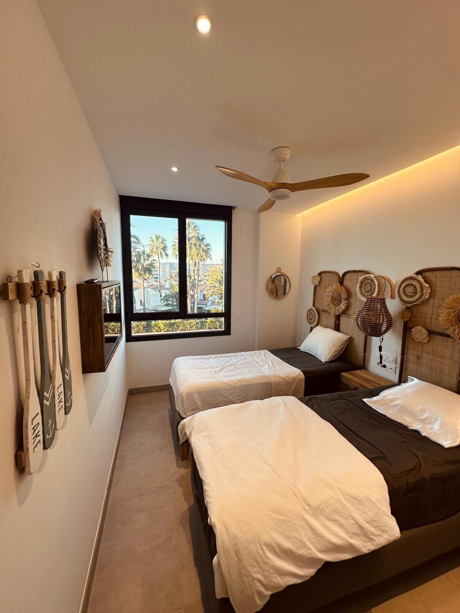 House - Penthouse With Private Rooftop Terrace Apartment *